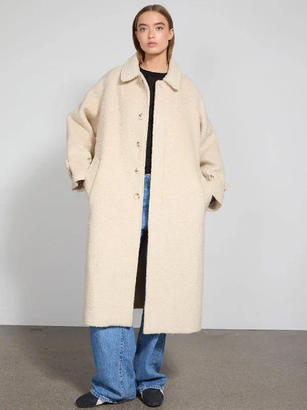 Elegant And Noble GIA BOUCLE COAT - CREME