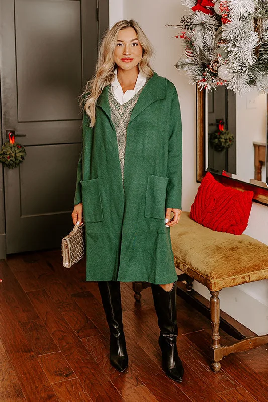 Bottom And Versatile Slope City Light Weight Coat In Hunter Green